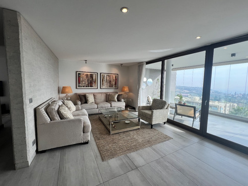 Arriendo Departamento P 4D en suite Walk-in cl&oacute;set 4B 3E 1B San Carlos de Apoquindo - Las Condes