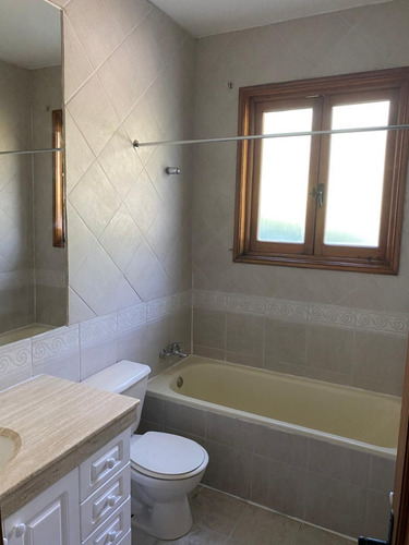 Arriendo Casa NO 6D en suite Walk-in cl&oacute;set 4B 4E 1B Chicureo - Colina