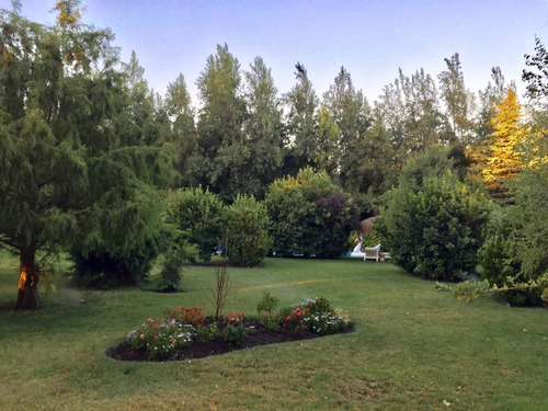 Venta Casa 6D Walk-in cl&oacute;set 5B 10E 1B Chicureo - Colina