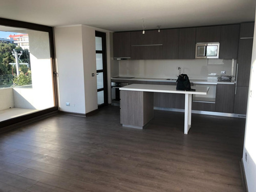Arriendo Departamento NP 3D en suite Walk-in cl&oacute;set 2B 1E Campus Oriente - Providencia