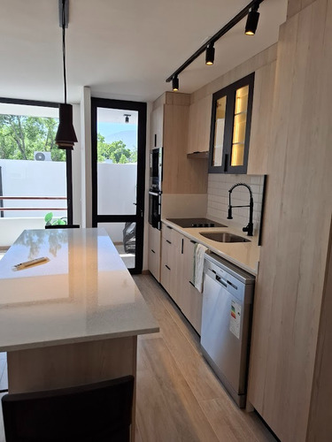 Venta Departamento NO 2D 2B 1E 1B Barrio El Golf - Las Condes