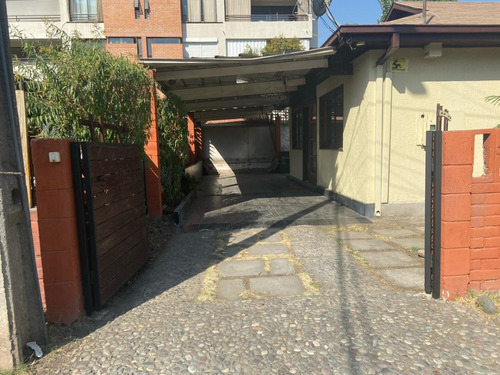 Venta Casa NP 4D 2B 2E 1B Sebasti&aacute;n Elcano - Las Condes