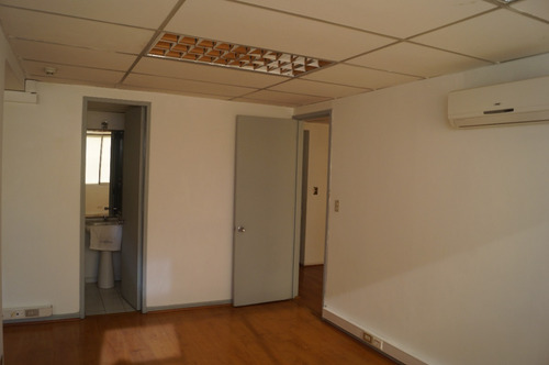 Arriendo Oficina N 2B 3E Pedro de Valdivia - Providencia