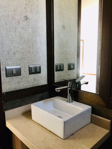 Venta Casa NO 6D en suite Walk-in cl&oacute;set 5B 2E 1B La Reina Alta - La Reina