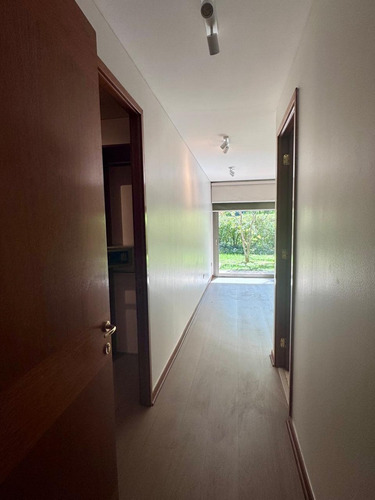 Arriendo Departamento NP 4D en suite Walk-in cl&oacute;set 4B 2E 1B Santa Mar&iacute;a de Manquehue - Vitacura