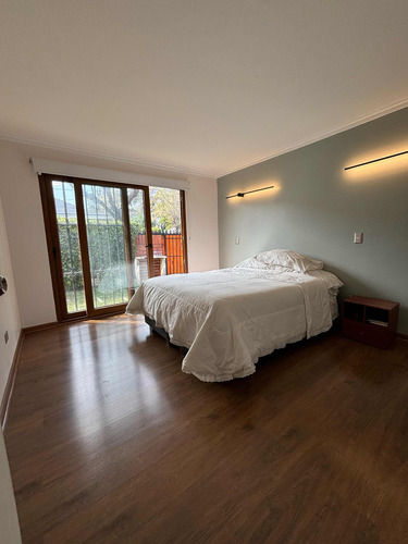 Arriendo Casa 5D 4B 3E Carlos Ossand&oacute;n - La Reina