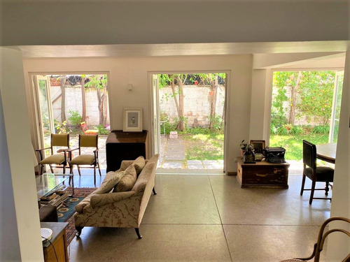 Venta Casa NO 4D Walk-in cl&oacute;set 3B 1E Campus Oriente - Providencia