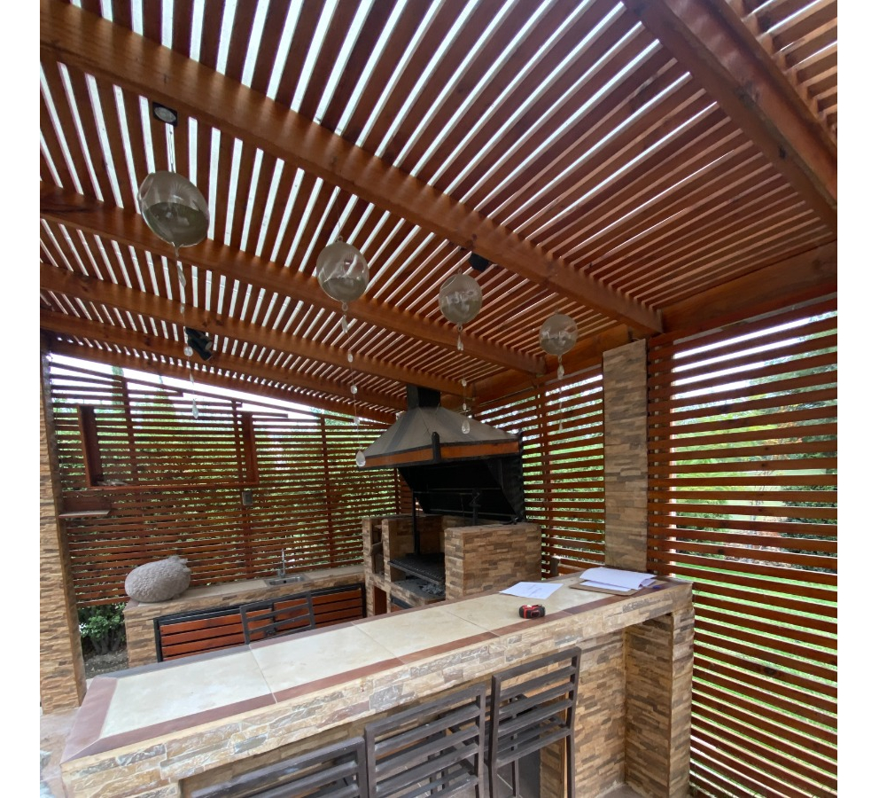 Venta Casa 5D en suite Walk-in cl&oacute;set 5B 5E Chicureo - Colina