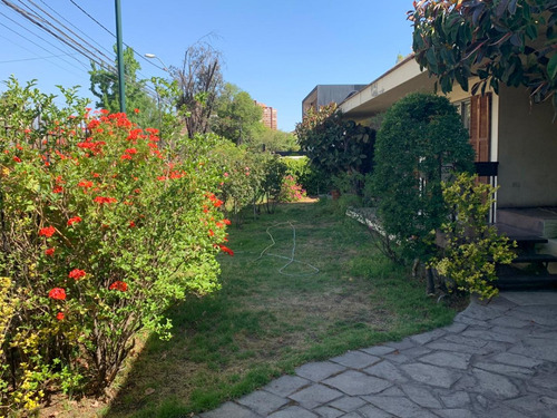 Venta Casa NO 4D en suite Walk-in cl&oacute;set 2B 4E Nuestra Se&ntilde;ora del Rosario - Vitacura