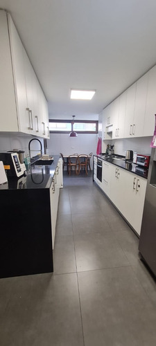 Arriendo Departamento 4D en suite 3B 1E 1B Barrio El Golf - Las Condes