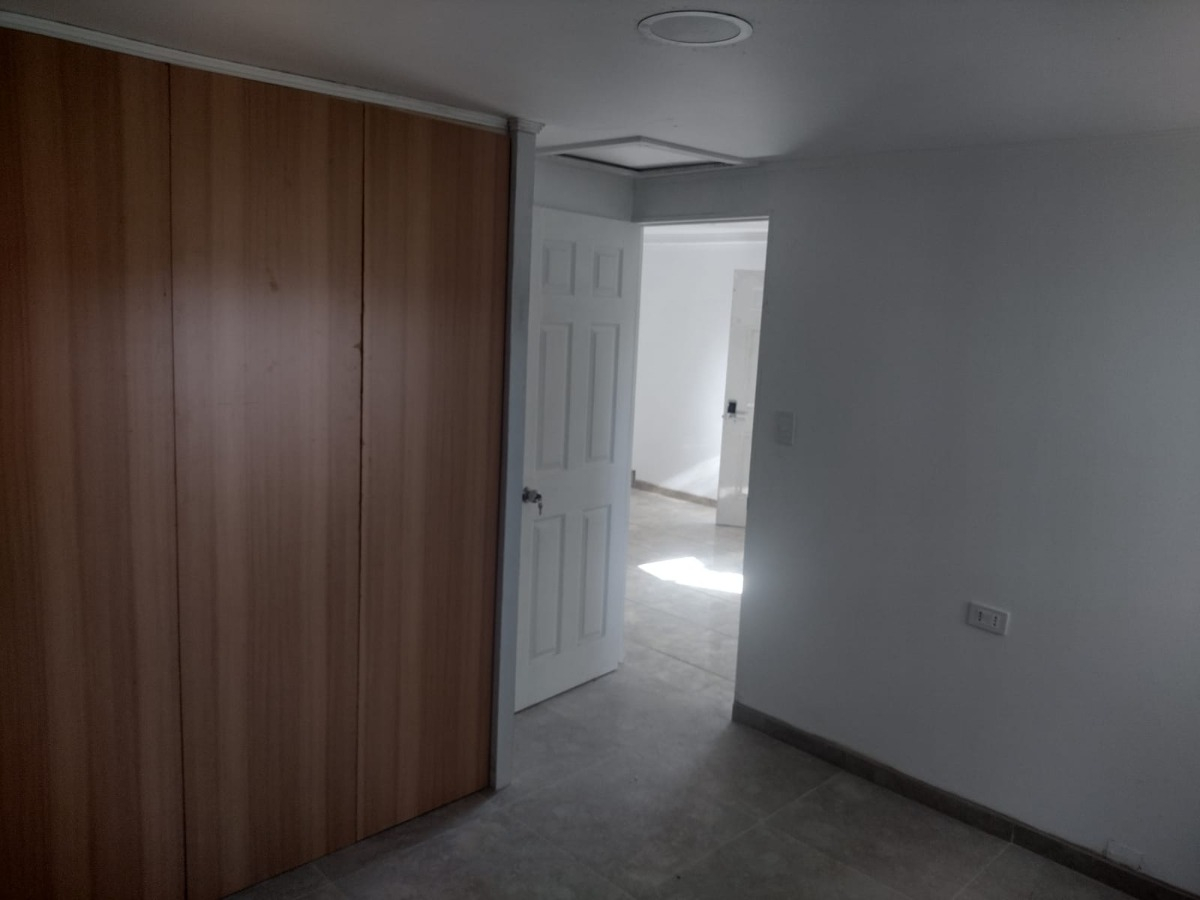 Venta Casa NP 3D en suite 1B 4E Villa Los Jard&iacute;nes - Villa Los Presidentes - &Ntilde;u&ntilde;oa