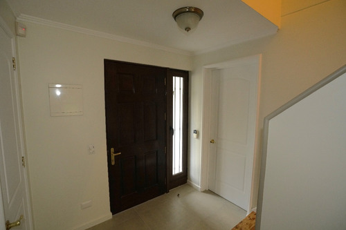 Venta Casa NOSP 4D en suite Walk-in cl&oacute;set 4B 2E 1B La Dehesa - Lo Barnechea