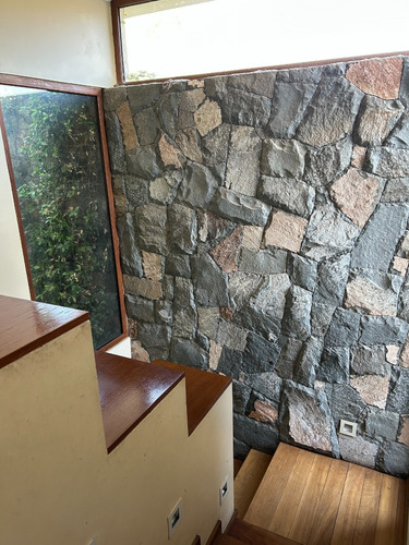 Arriendo Casa NP 5D en suite Walk-in cl&oacute;set 8B 5E 2B Chicureo - Colina