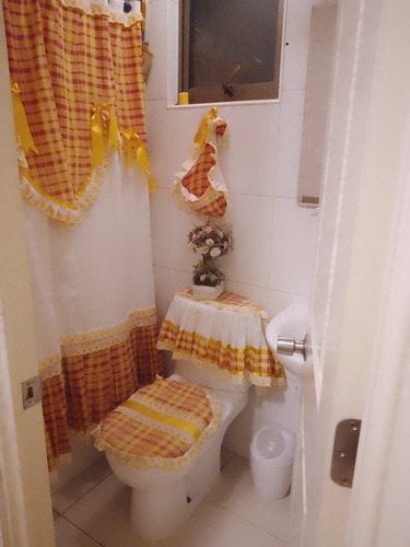 Venta Casa 5D en suite Walk-in cl&oacute;set 4B 2E 1B Chicureo - Colina