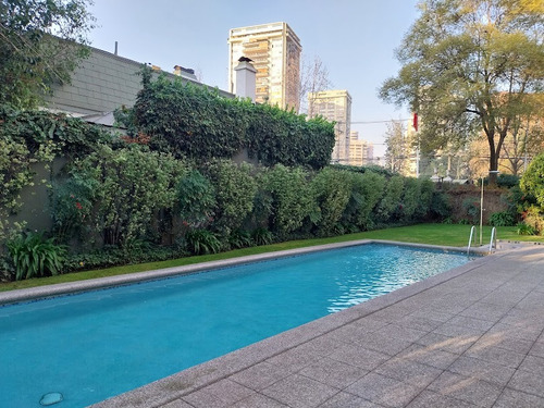 Arriendo Departamento P 4D en suite 5B 2E Parque Arauco - Las Condes