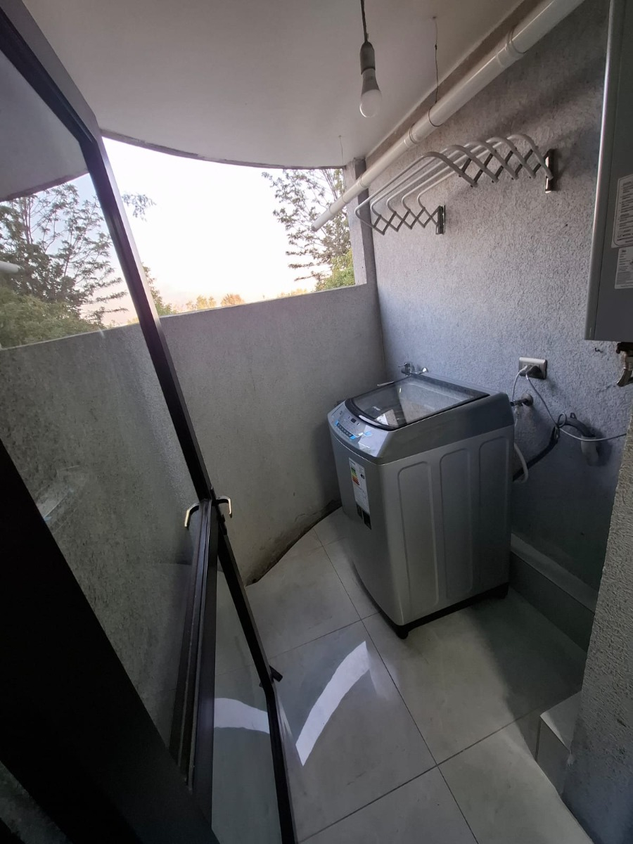 Venta Departamento SO 3D en suite 2B 1E 1Bd Los Dominicos - Las Condes