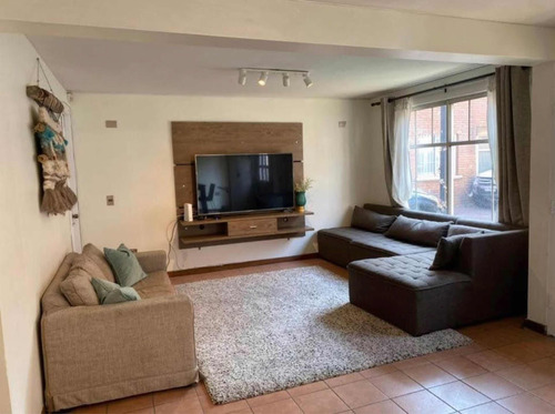 Venta Casa 4D 3B 1E Metro Pr&iacute;ncipe de Gales - Country Club - La Reina