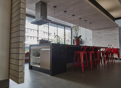 Arriendo Departamento SO 2D en suite Walk-in cl&oacute;set 2B 1E 1B In&eacute;s de Su&aacute;rez - Providencia