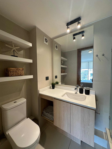 Arriendo Departamento 1D 1B 1E 1B Barrio El Golf - Las Condes