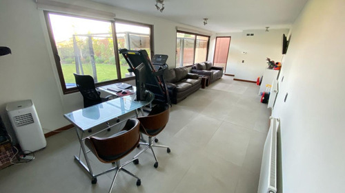 Venta Casa 4D en suite Walk-in cl&oacute;set 4B 3E 1B Los Trapenses - Lo Barnechea