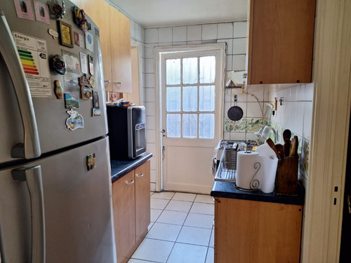 Arriendo Casa NP 3D Walk-in cl&oacute;set 2B 2E 1B Barrio El Golf - Las Condes