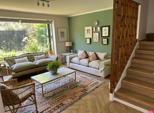 Venta Casa N 4D en suite Walk-in cl&oacute;set 3B 2E 2B La Llaver&iacute;a - Vitacura