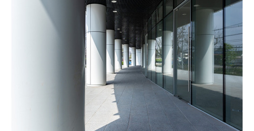 Arriendo Oficina 1B 1E Carlos Ossand&oacute;n - La Reina