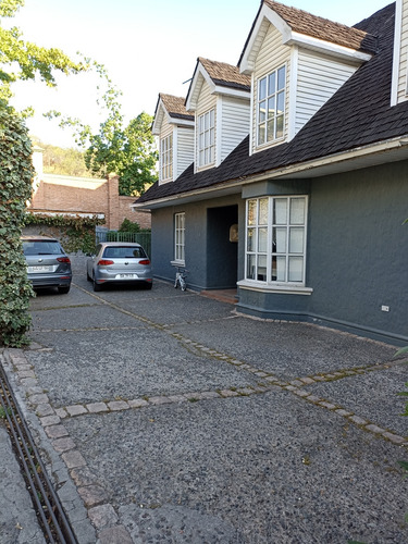 Venta Casa 5D 4B 4E El Huinganal - Lo Barnechea