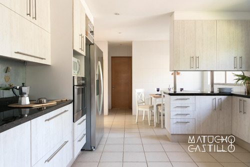 Venta Casa NO 4D en suite Walk-in cl&oacute;set 5B 2E 1B Chicureo - Colina