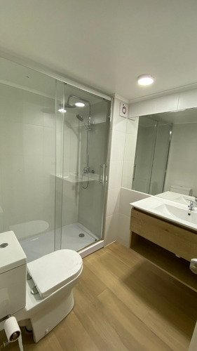 Arriendo Departamento 3D 2B 1E 1B Barrio El Golf - Las Condes