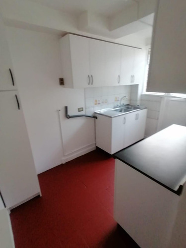 Venta Casa NOSP 3D 2B 2E Metro Hernando de Magallanes - Las Condes