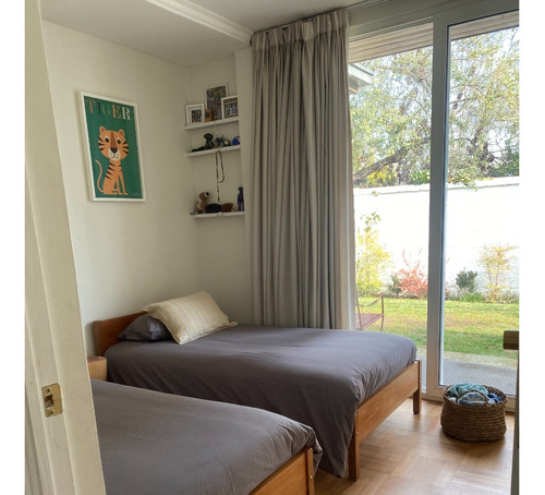 Arriendo Casa 4D 3B 2E 1B Jard&iacute;n Del Este - Vitacura