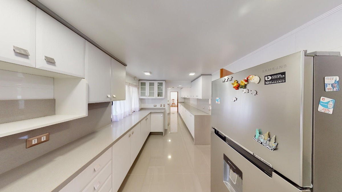 Arriendo Casa NO 3D en suite Walk-in cl&oacute;set 4B 3E 1Bd La Dehesa - Lo Barnechea