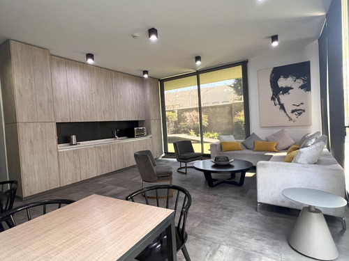 Arriendo Departamento NP 3D en suite Walk-in cl&oacute;set 3B 2E 1B In&eacute;s de Su&aacute;rez - Providencia