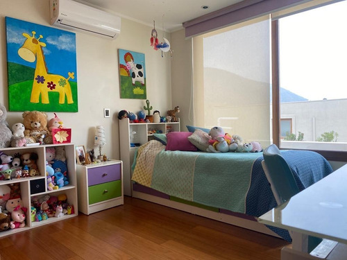 Venta Casa NOSP 6D en suite Walk-in cl&oacute;set 5B 4E 1B Chicureo - Colina