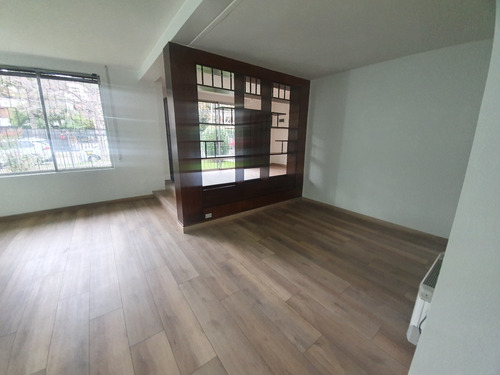 Venta Casa NOSP 5D en suite 4B 2E 1B Los Dominicos - Las Condes
