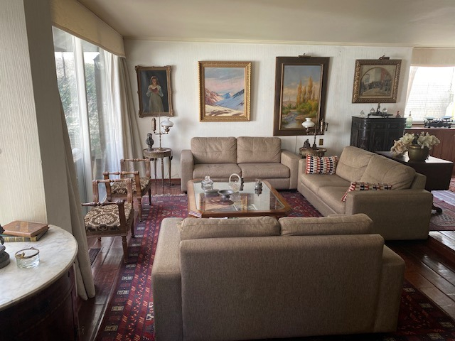 Venta Casa NO 6D en suite Walk-in cl&oacute;set 5B 4E 2Bd Jard&iacute;n Del Este - Vitacura