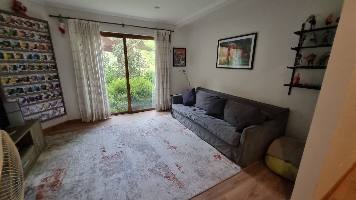 Venta Casa 5D en suite Walk-in cl&oacute;set 5B 5E 1Bd Chicureo - Colina