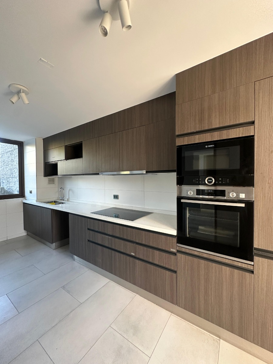 Venta Casa O 4D en suite Walk-in cl&oacute;set 4B 2E 2Bd Los Trapenses - Lo Barnechea