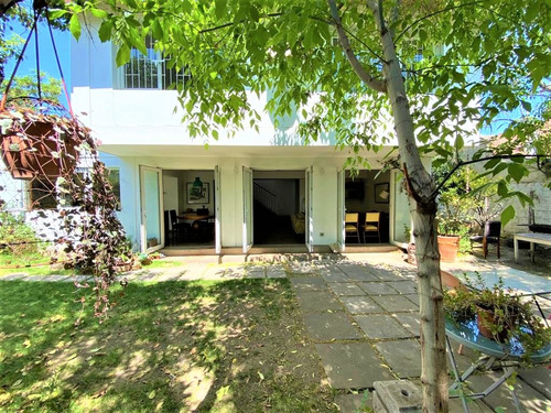 Venta Casa NO 4D Walk-in cl&oacute;set 3B 1E Campus Oriente - Providencia