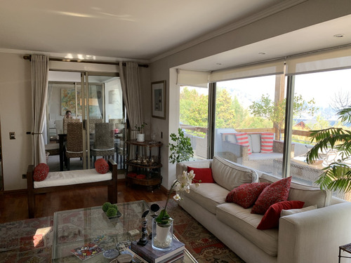 Arriendo Casa NOSP 8D en suite Walk-in cl&oacute;set 5B 2E 1B Los Dominicos - Las Condes