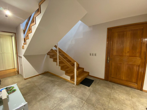 Arriendo Casa NO 5D en suite Walk-in cl&oacute;set 5B 3E Los Dominicos - Las Condes