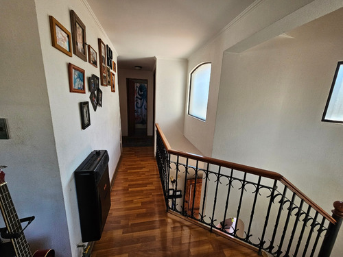 Venta Casa NOSP 4D en suite Walk-in cl&oacute;set 3B 3E 1B Carlos Ossand&oacute;n - La Reina