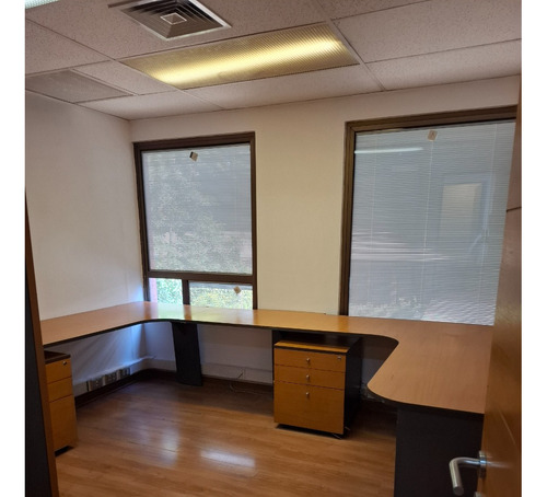 Arriendo Oficina NP 2B 2E 2B Metro Tobalaba - Mall Costanera - Providencia