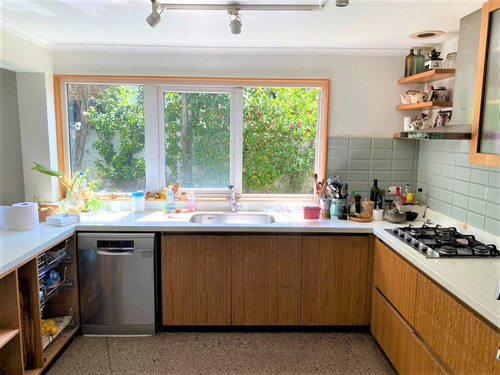 Venta Casa NO 4D Walk-in cl&oacute;set 3B 1E Campus Oriente - Providencia