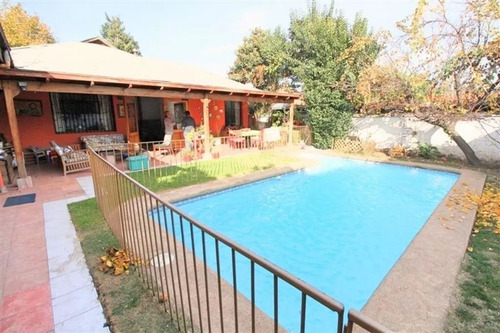 Venta Casa 5D Walk-in cl&oacute;set 4B 4E 1B Metro Sim&oacute;n Bolivar - La Reina