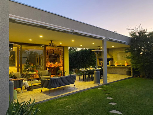 Arriendo Casa 4D 4B 2E 1B Chicureo - Colina