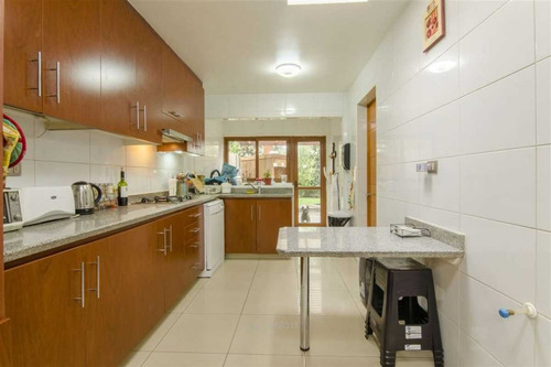 Arriendo Casa 4D en suite Walk-in cl&oacute;set 3B 2E San Carlos de Apoquindo - Las Condes