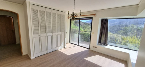 Venta Casa NOSP 5D 4B 4E 3B El Array&aacute;n - Lo Barnechea