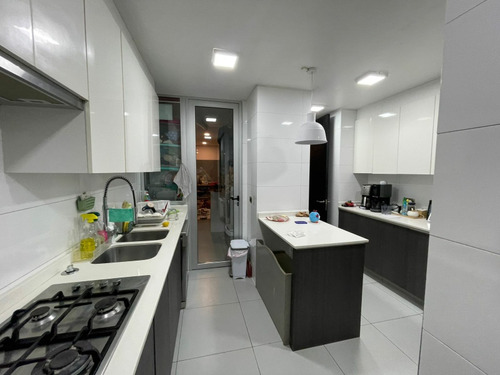 Venta Departamento 4D 4B 2E Metro Manquehue - Apumanque - Las Condes